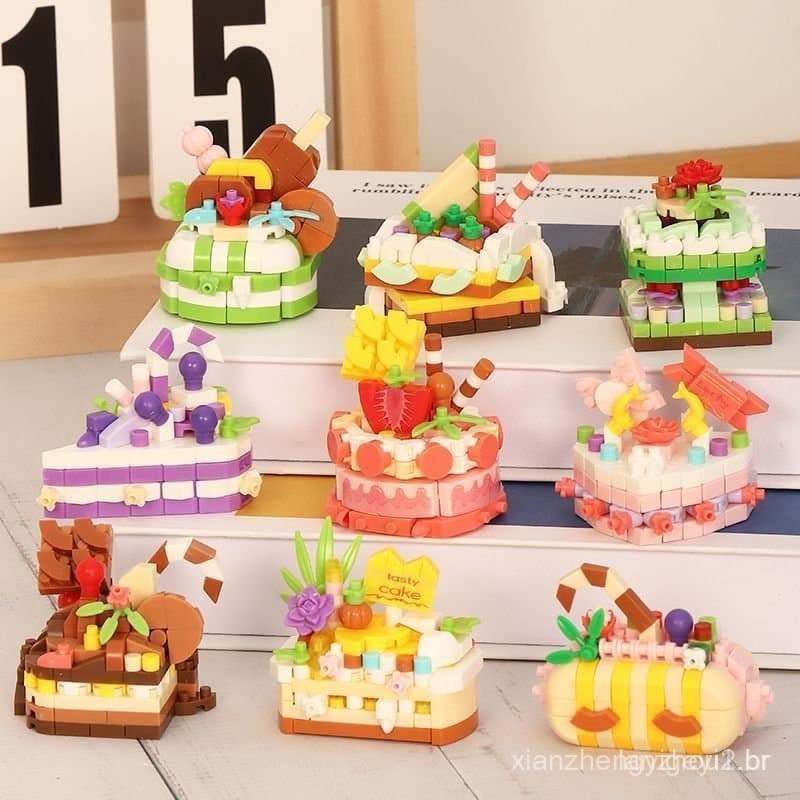 Brinquedos de blocos de montar de micropartículas da série Morango, adequados para meninos e meninas como decorações 3D