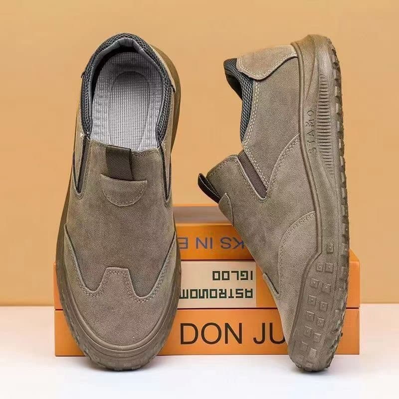 Sapatos masculinos de seguro de trabalho 2026 novo estilo verão respirável antiderrapante resistente ao desgaste esporte