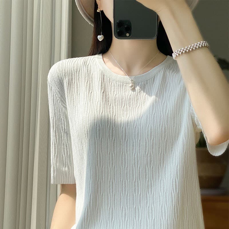 Camisola de seda gelo de manga curta feminina início da primavera 2025 novo estilo feminino estilo fino verão oco estilo