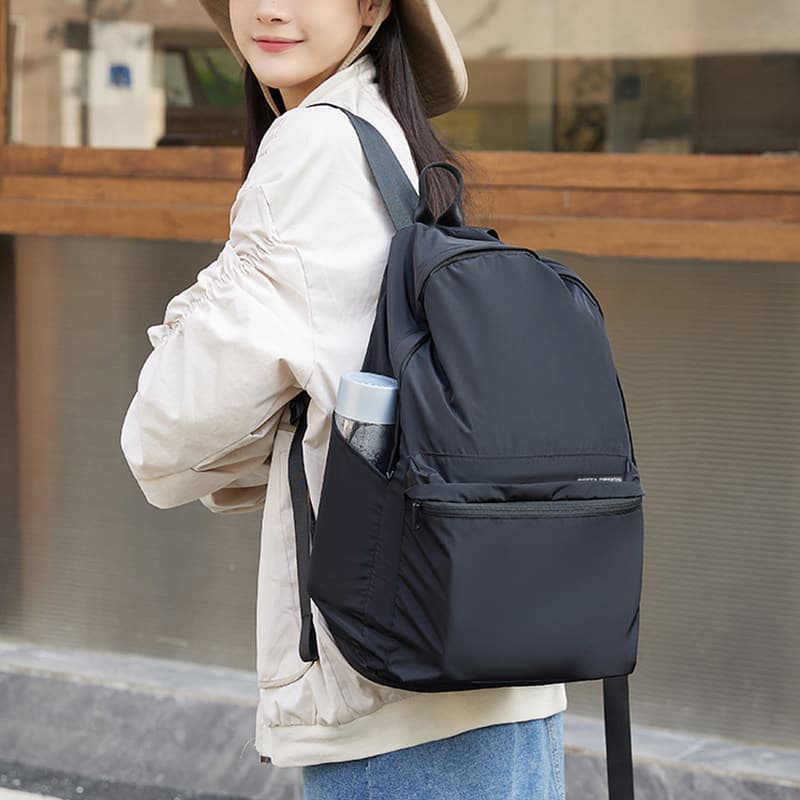Mochila de viagem feminina 2023 novo estilo leve portátil lazer ao ar livre grande capacidade saco escolar à prova dwate