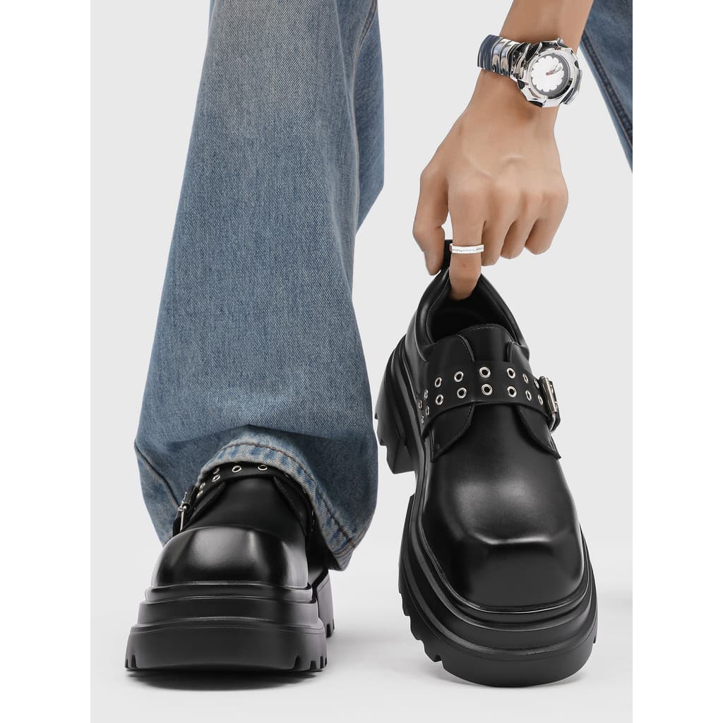 2025 novo estilo Retro estilo britânico pequenos sapatos de couro masculino All-Match confortável Casual nicho Design de