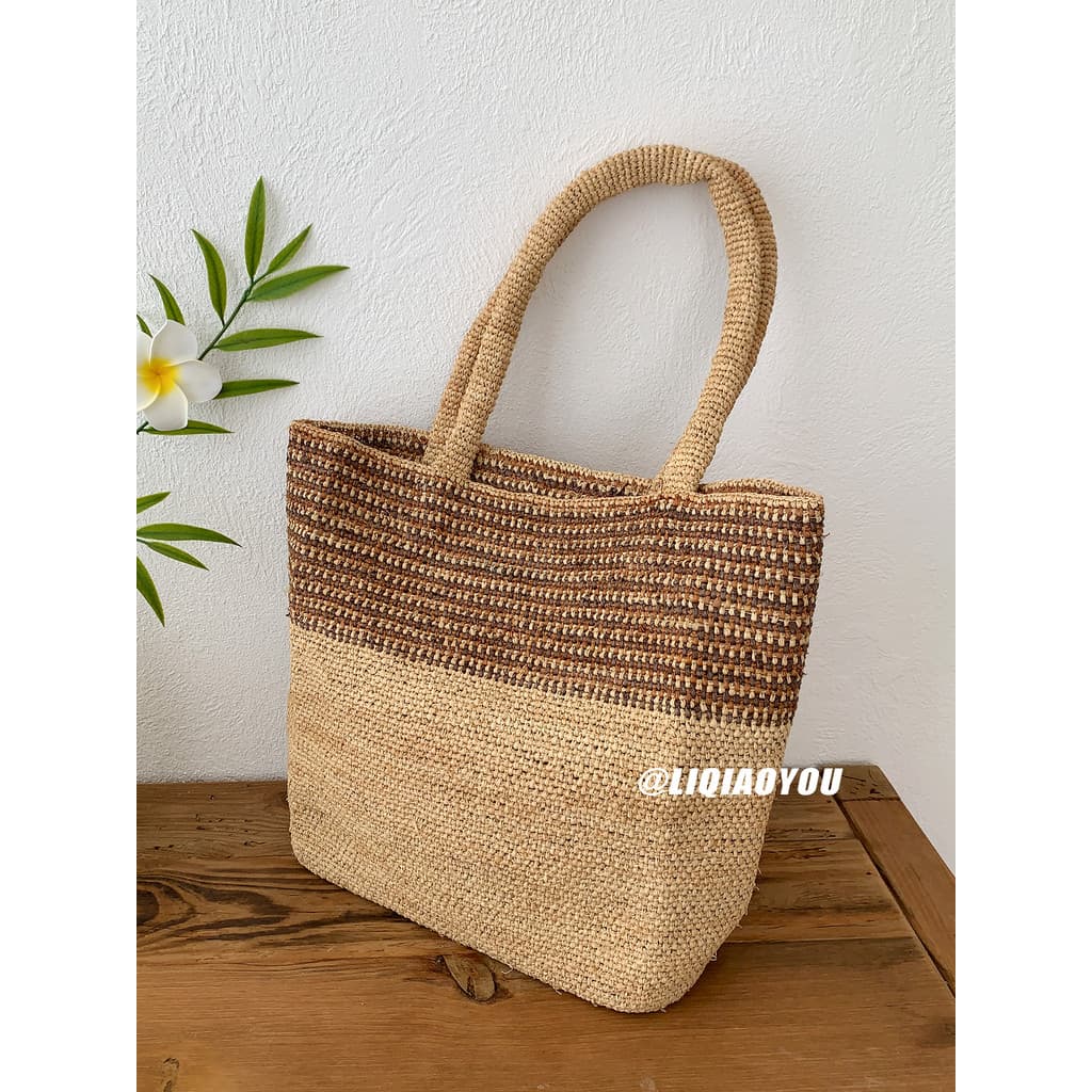 Li Qiaoyou 2026 Novo estilo de ráfia com bloqueio de cores tecido bolsa de ombro feminina estilo férias de verão bolsa d