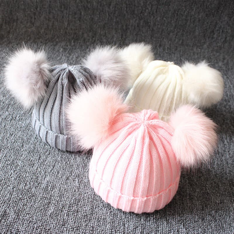 Gorro infantil de inverno em lã fofa, gorro feminino de cor sólida para outono e inverno.