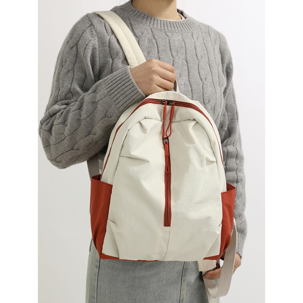 2026 Ultra-leve pequena mochila feminina leve montanhismo pequena bolsa escolar menina bonito viagem pequena mochila