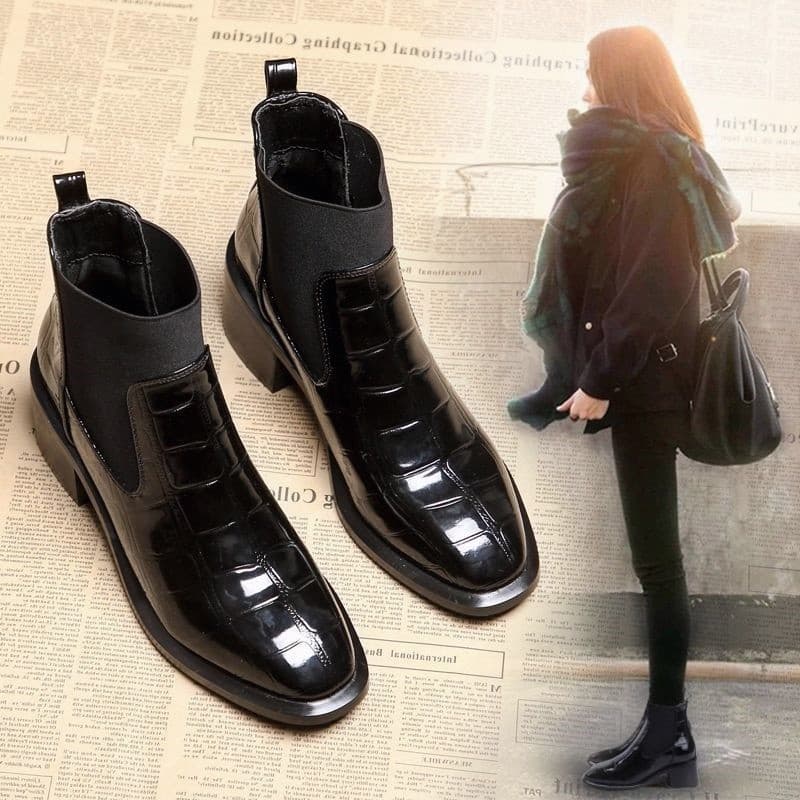 Botas curtas femininas primavera outono botas únicas 2025 novo estilo All-Match botas Martin de salto médio estilo britâ