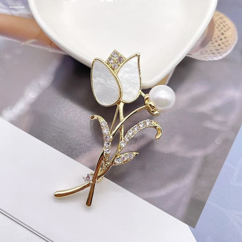 Broche de tulipa feminino na moda terno High-End temperamento broche flor bonito estilo japonês influenciador pino acess