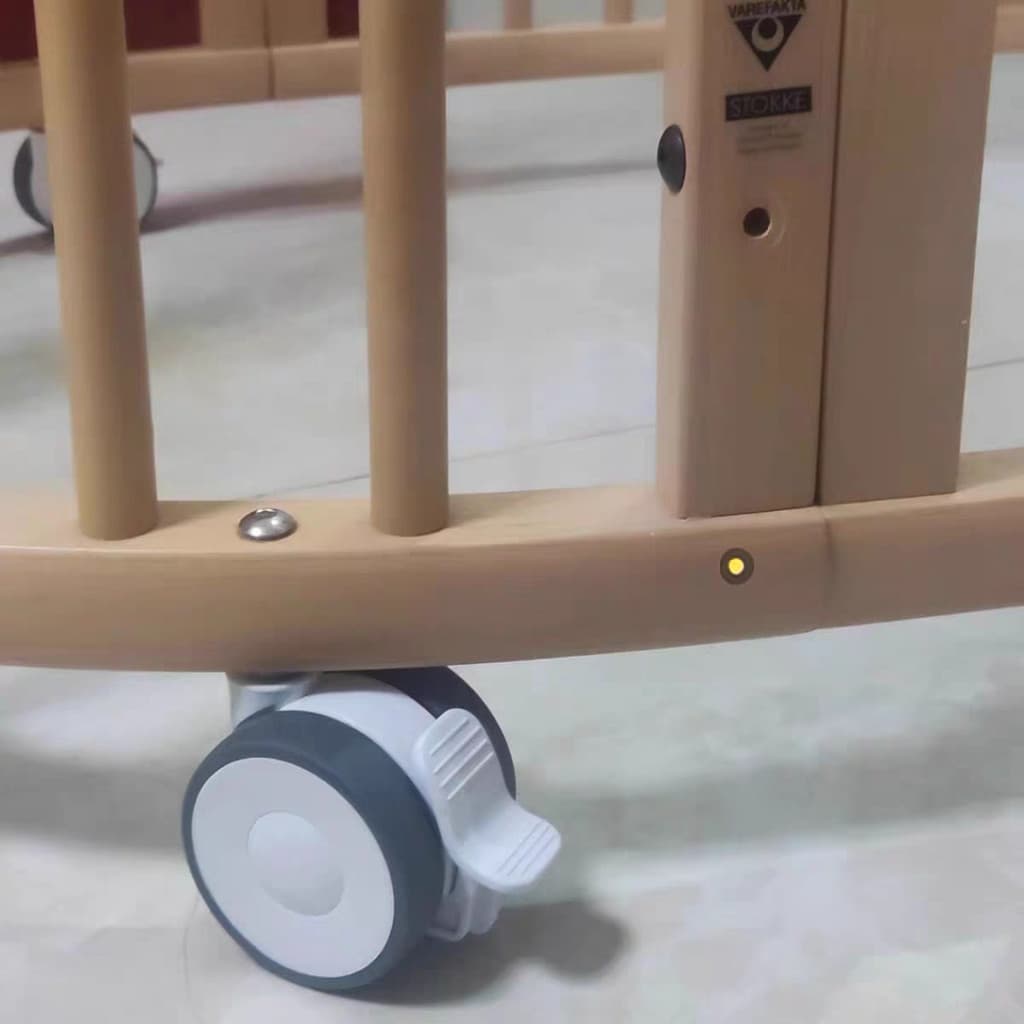 Adequado para stokke sleepi v2 v3 berço cama infantil rolo roda cama roda ferragem parafuso acessórios