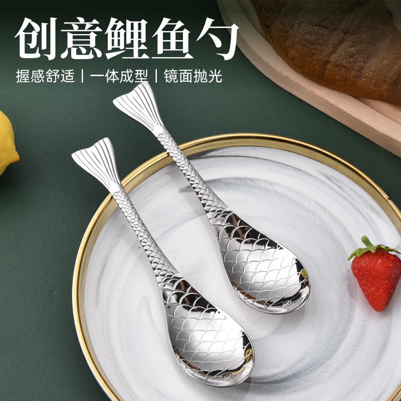 Colher de aço inoxidável, design de peixe koi, colher de jantar para adultos com cabo reforçado, uso doméstico e em hoté