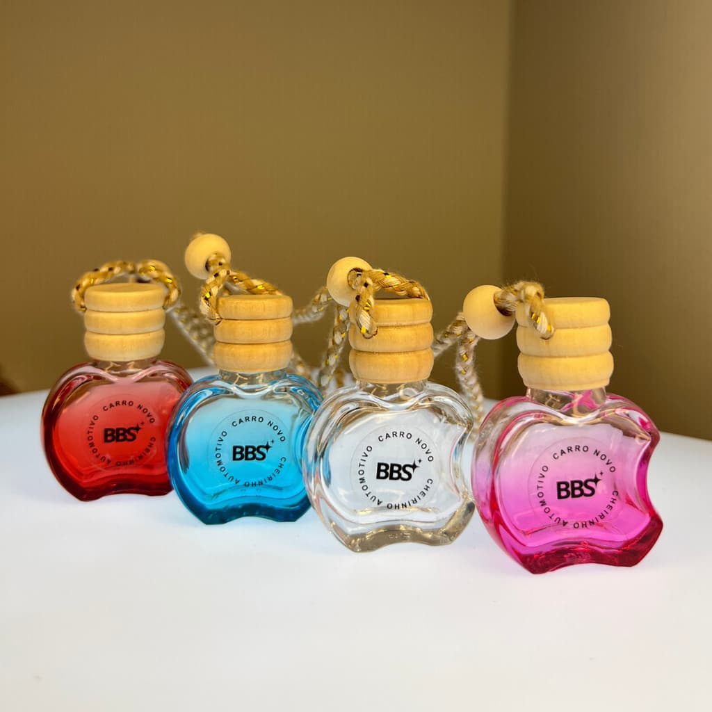 Kit 4 Cheirinho Carro Novo Gold Aromatizante Automotivo Perfume