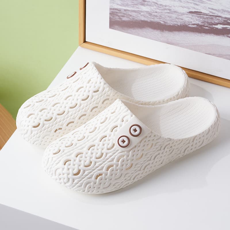 Verão buraco sapatos femininos Baotou casa chinelos antiderrapante chinelos de banho do banheiro sola macia leve pode us