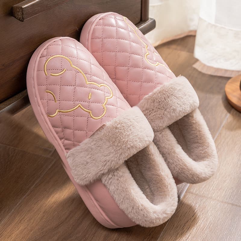 Novo estilo sapatos de algodão à prova d'água inverno interior feminino doméstico lã-velo casa superfície de couro antid
