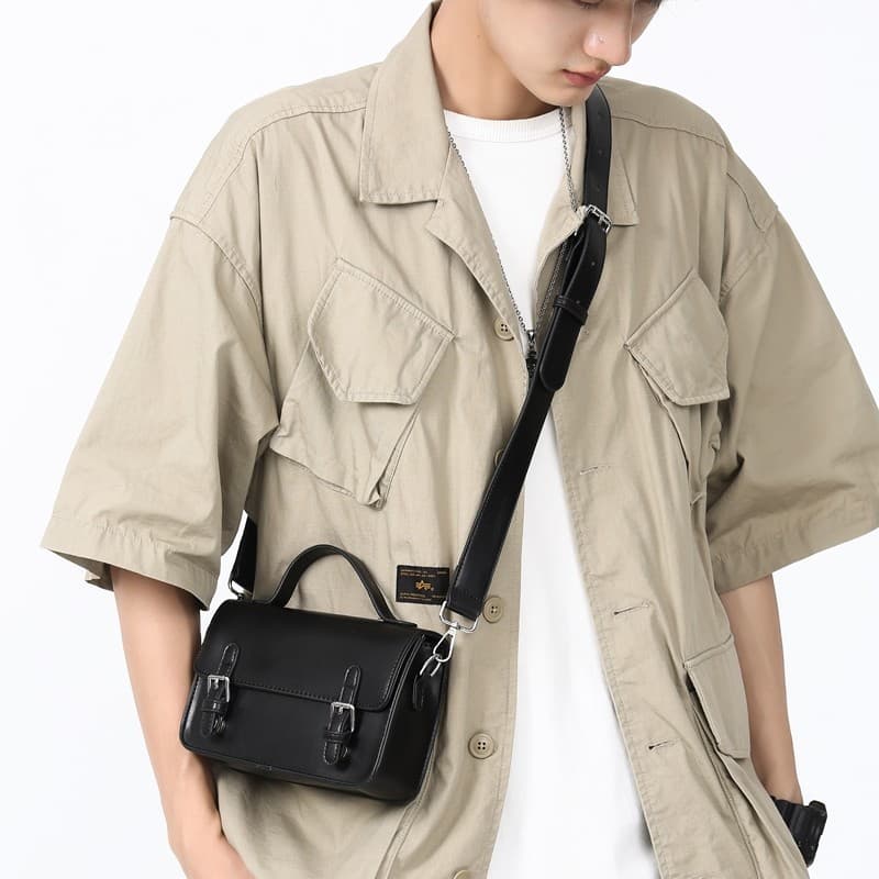 Bolsa mensageiro masculina versão coreana ins Retro Casual moda bolsa de ombro cor sólida requintado pequeno quadrado sa