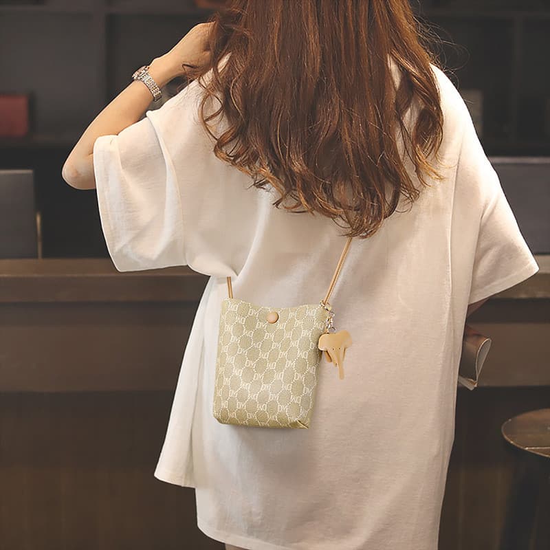 Bolsa para celular feminina novo estilo bolsa mensageiro verão presbiopia bolsa feminina High-End Mini bolsa pequena bag