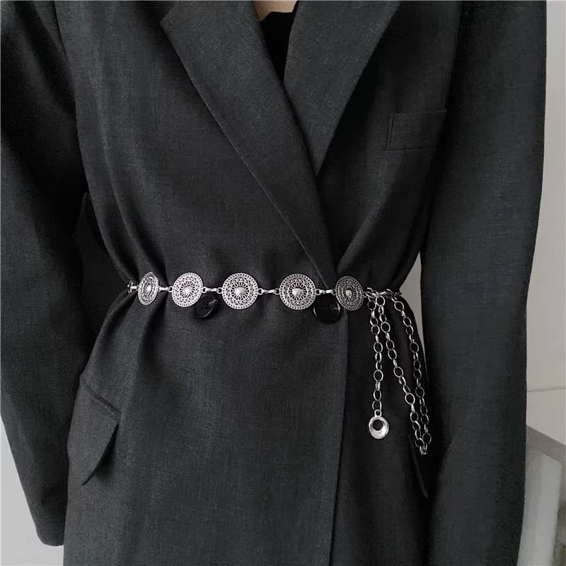 Cinto corrente de cintura de corrente simples e versátil de moda feminina importado 圆镂空花纹链