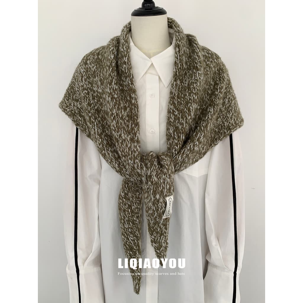 Li Qiaoyou com lã retrô fantasia gaze triângulo cachecol xale feminino outono inverno quente All-Match elegante cachecol