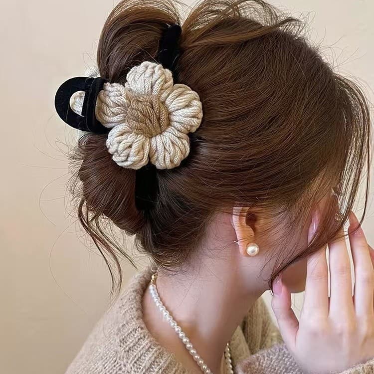 Leite café cor outono inverno lã malha flor grampo de cabelo Grab clip High-End sentimento clipe Headdress Hairpin tubar