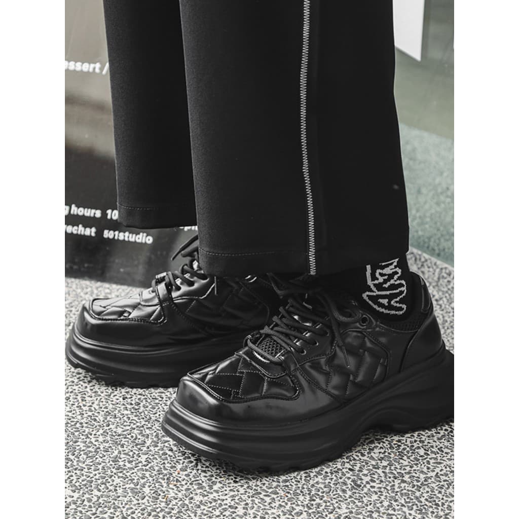 Sapatos de couro masculinos versão coreana na moda sapatos de plataforma de aumento de sola grossa sapatos de pai de sal