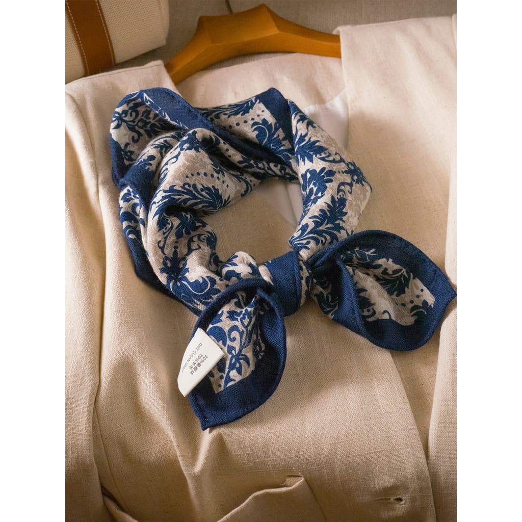 Lenço de seda azul marinho feminino 2026 novo estilo pequeno lenço quadrado gravata pescoço High-End verão estilo fino p