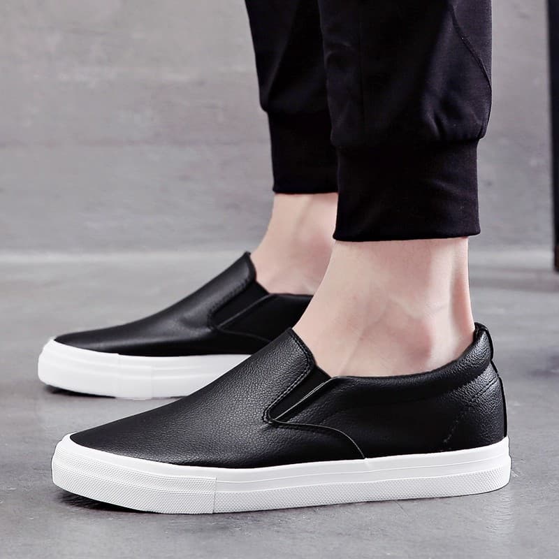 Mocassins masculinos de cano baixo pessoas preguiçosas deslizamento em couro sapatos brancos tênis masculinos versão cor