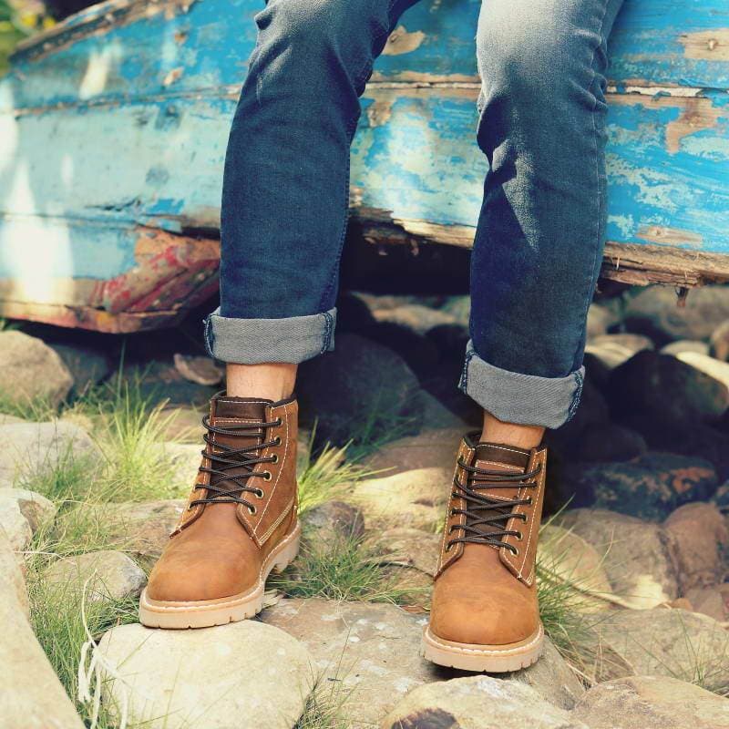 F primeira camada de couro casal botas curtas na moda botas gerais Retro britânico Martin botas ao ar livre botas desert