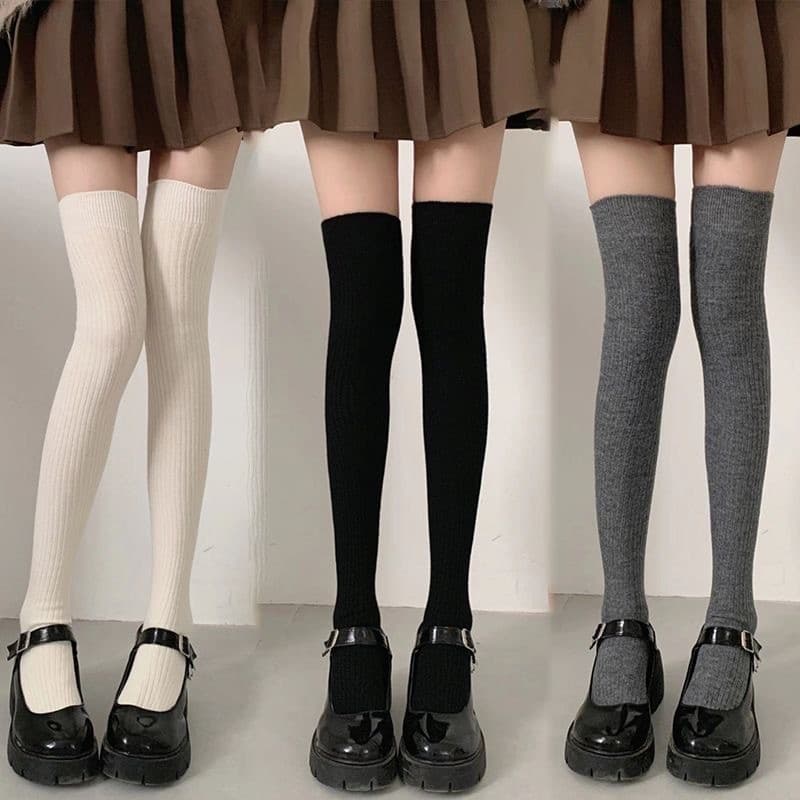 Outono inverno estilo versão coreana cor sólida sobre o joelho meias japonês doce All-Match preto branco cinza ins na mo