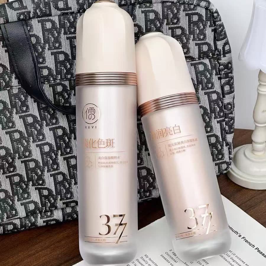 Ruyi 377 Creme de Água Limpador Hidratante Hidratante Outono Inverno Clareamento Remoção de Sardas Essência Produtos de