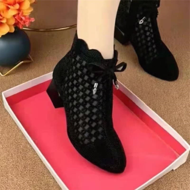 Oco novo estilo primavera couro macio primavera strass All-Match malha verão apontou Toe sandálias de salto grosso femin