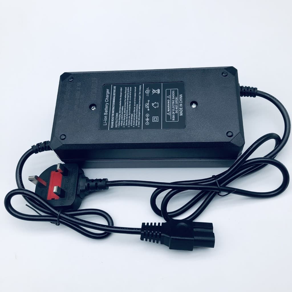 Novo padrão europeu americano inglês 48V60V72V12AH20AH carregador de carro elétrico de chumbo-ácido