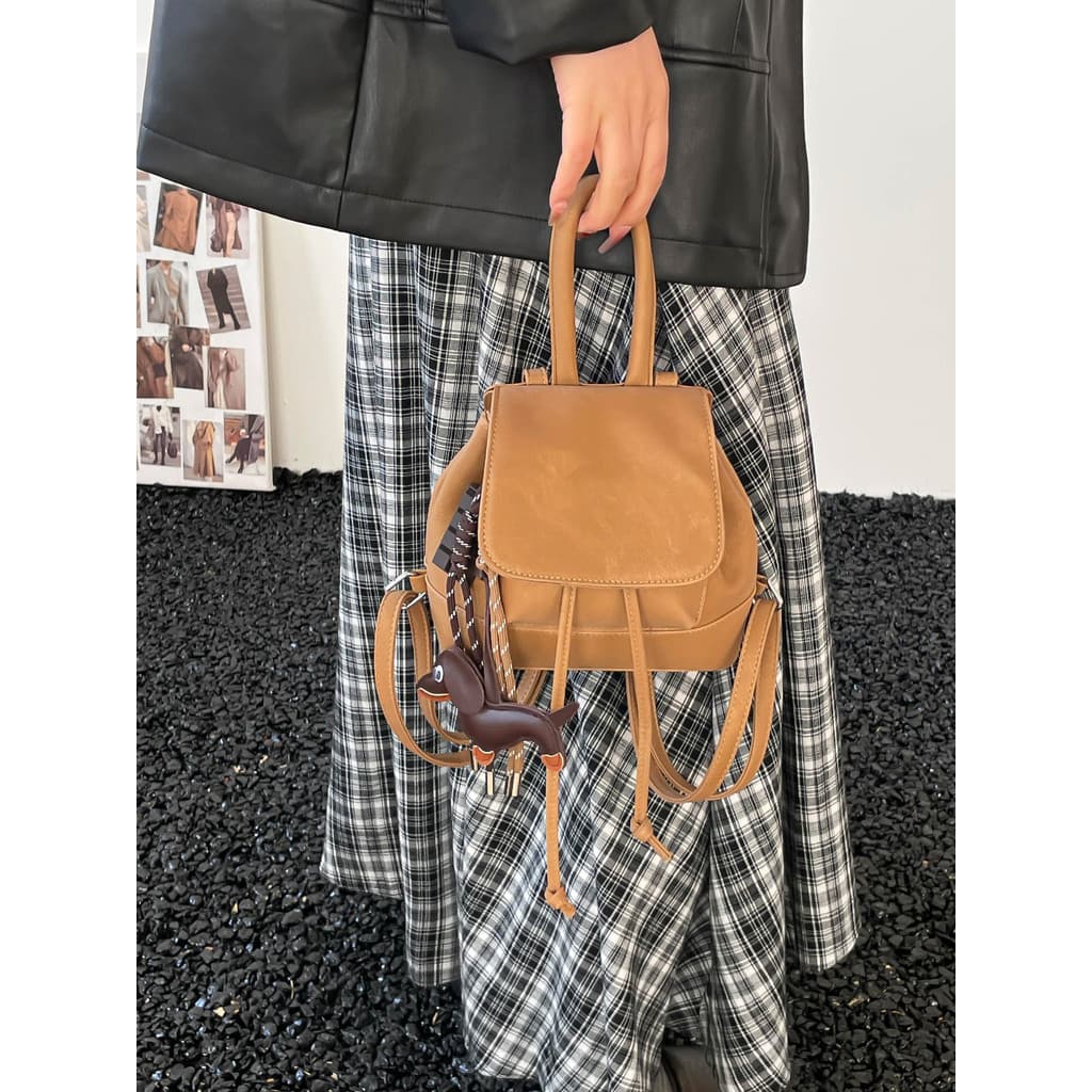 Coreano Popular Retro aleta mochila feminina 2026 novo estilo All-Match Mini mochila textura Commuter saco