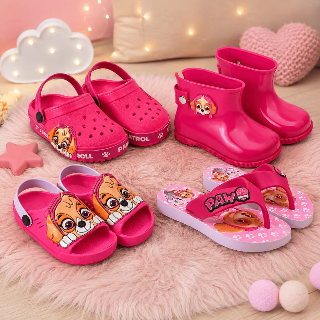 Kit Menina 4 Em 1 Sandália Infantil + Chinelo Macio + Babuche Casual + Bota Galocha Kids Marca Nexa