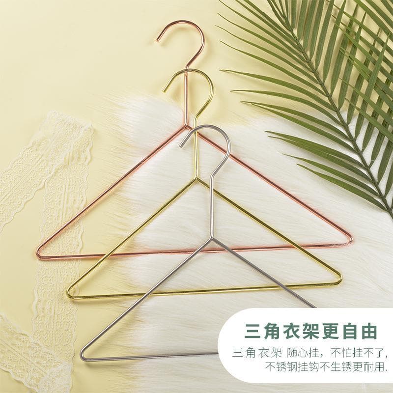 Luz de luxo ferro Metal roupas infantis suporte loja roupas pequeno cabide das crianças triângulo cabide de roupas do be
