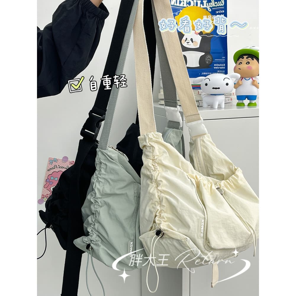 Novo estilo Puff saco feminino versão coreana plissado cordão bolsa de ombro grande capacidade Casual All-Match Commuter