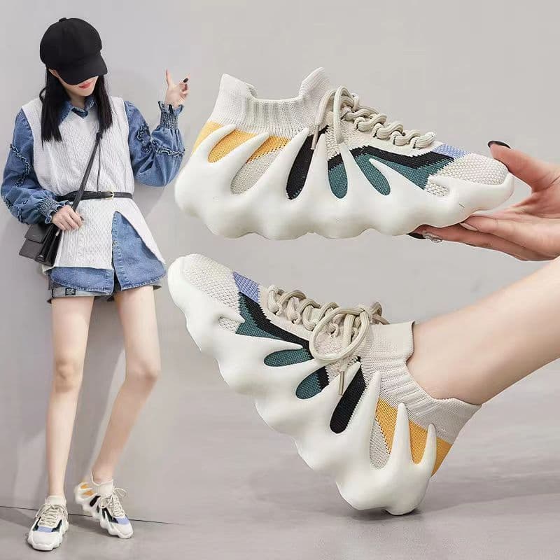 Sapatos de coco feminino verão novo estilo respirável polvo sapatos femininos sola macia Anti-deslizamento voando malha