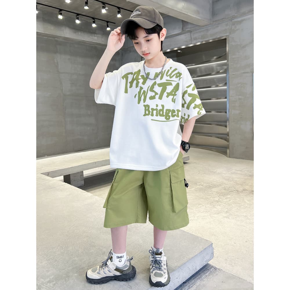 Meninos verão terno de manga curta 2026 novo estilo verão estilo fino médio grande crianças rufião bonito meninos moda r