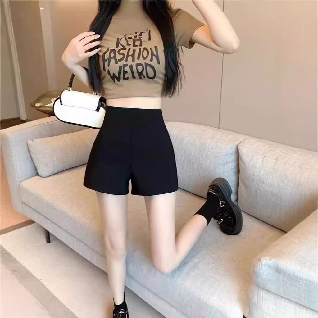 Preto terno Shorts senhoras 2026 verão novo estilo exterior usar cintura alta mais magro olhar pequena linha a calças de