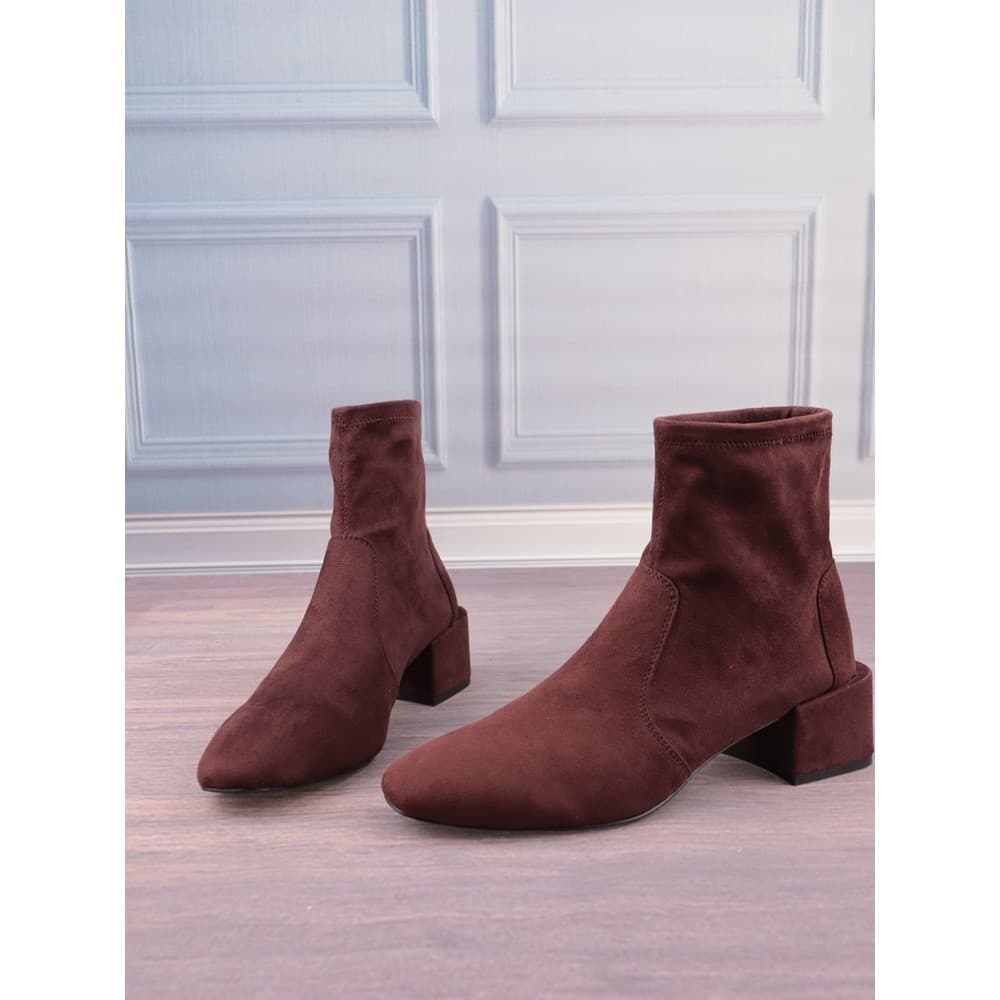 Cor sólida flanela dedo do pé quadrado salto médio sapatos femininos versão coreana moda botas femininas tubo curto bota
