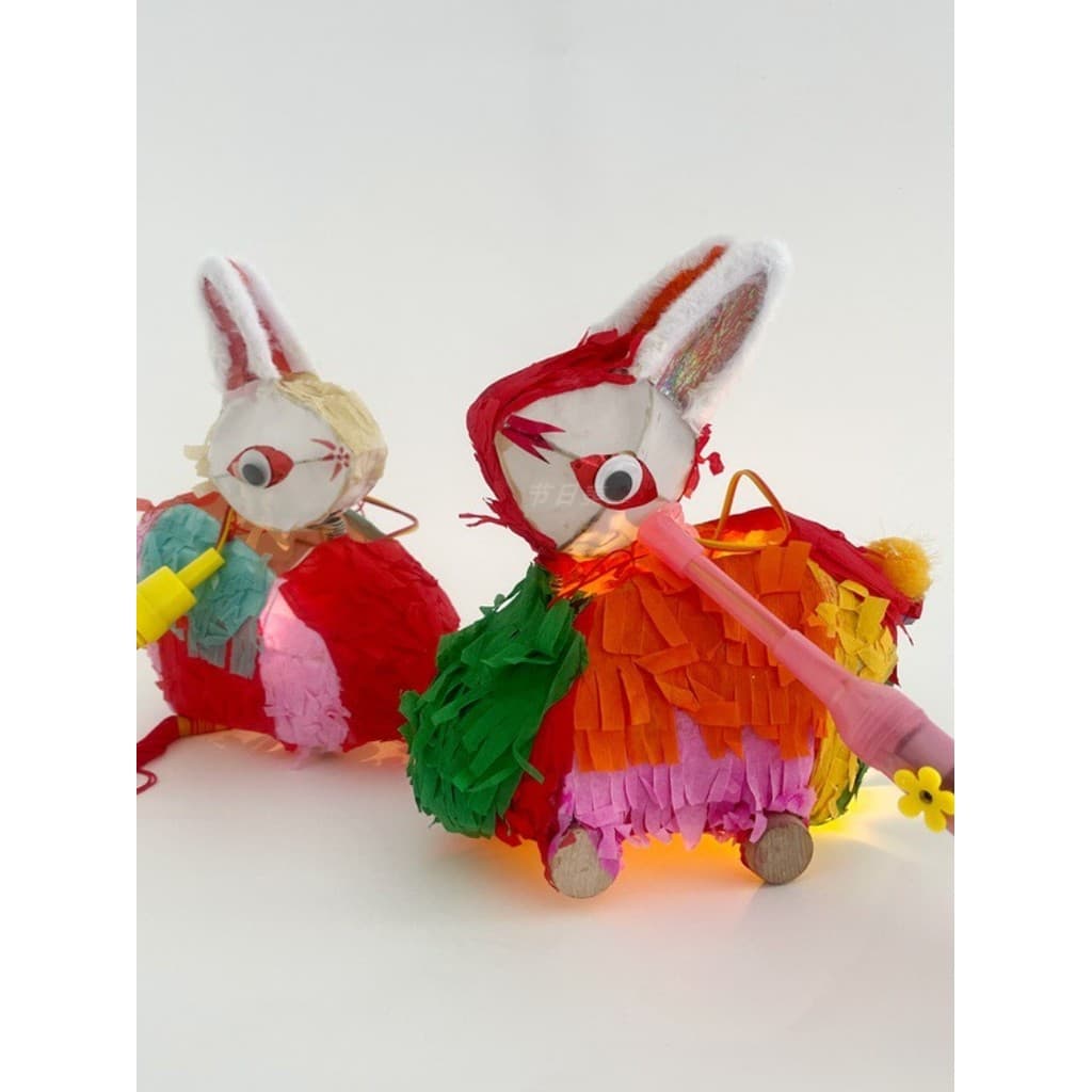 Artesanato tradicional chinês Lingnan características puro artesanal crianças portátil coelho lanterna LED luminoso Mini