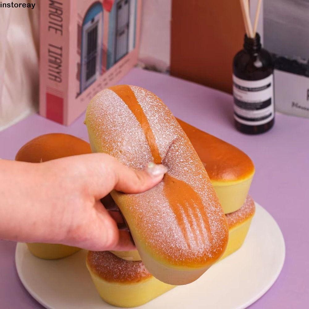 INSTOREAY Simulação Pão Squeeze Brinquedo , Mão Relaxar Forma De Comida Espremer Amassar Sensorial