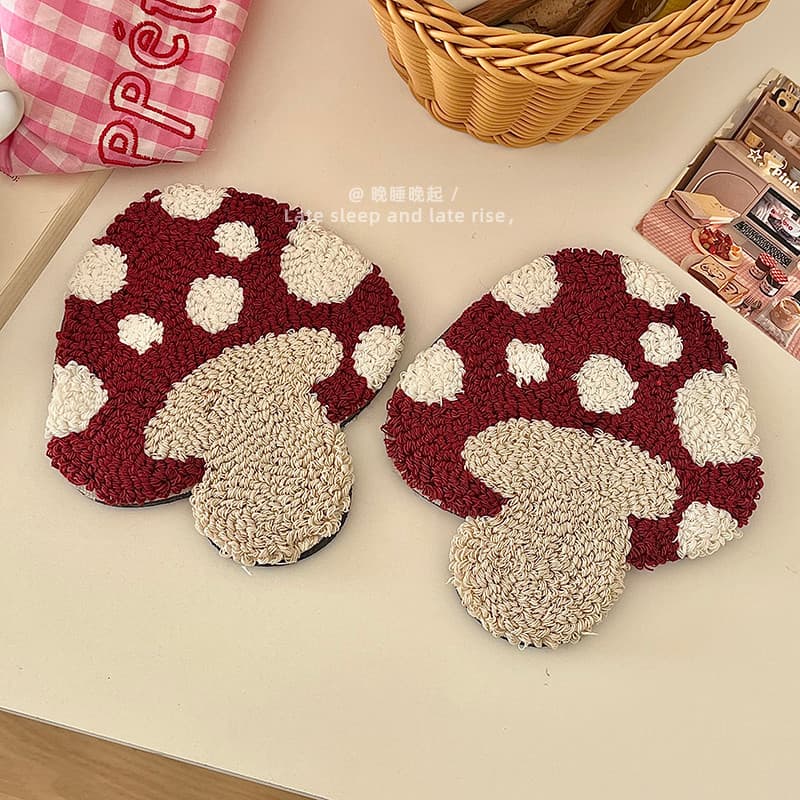 Bonito cogumelo coaster Anti-deslizamento almofada de isolamento térmico casa chá coaster criativo dos desenhos animados