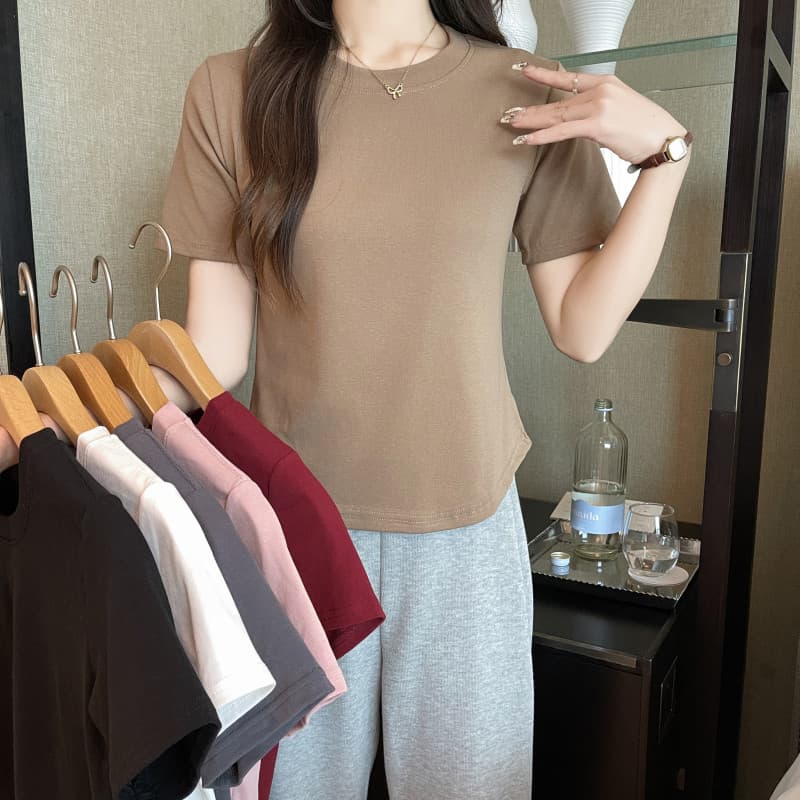 Tamanho grande Design Irregular camiseta de manga curta feminina verão frente ombro All-Match mais magro olhar Super Pop