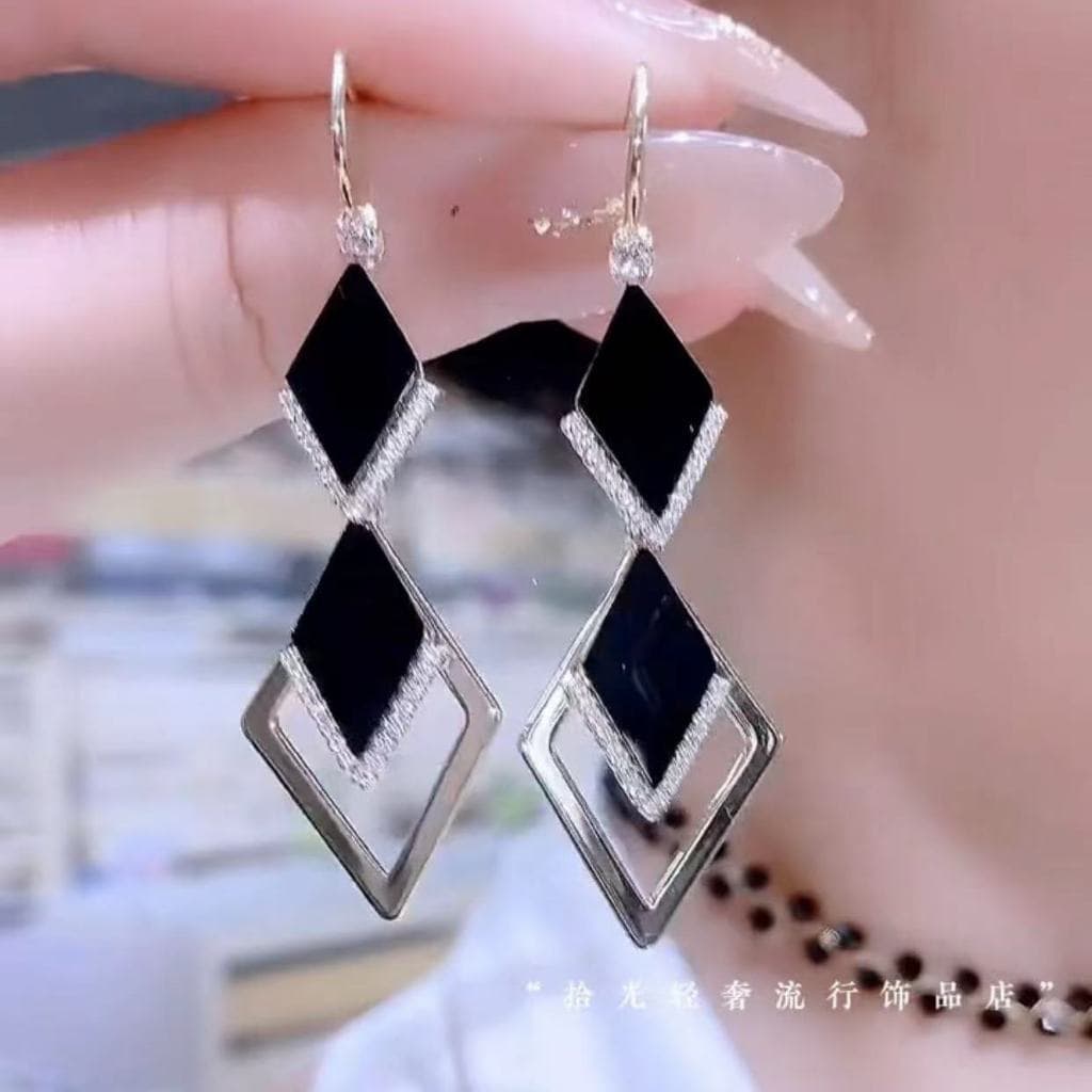 Brincos de pérola estilo francês, pinos de prata 925, novo modelo 2024, ear cuffs de luxo leve e alta qualidade, estilo