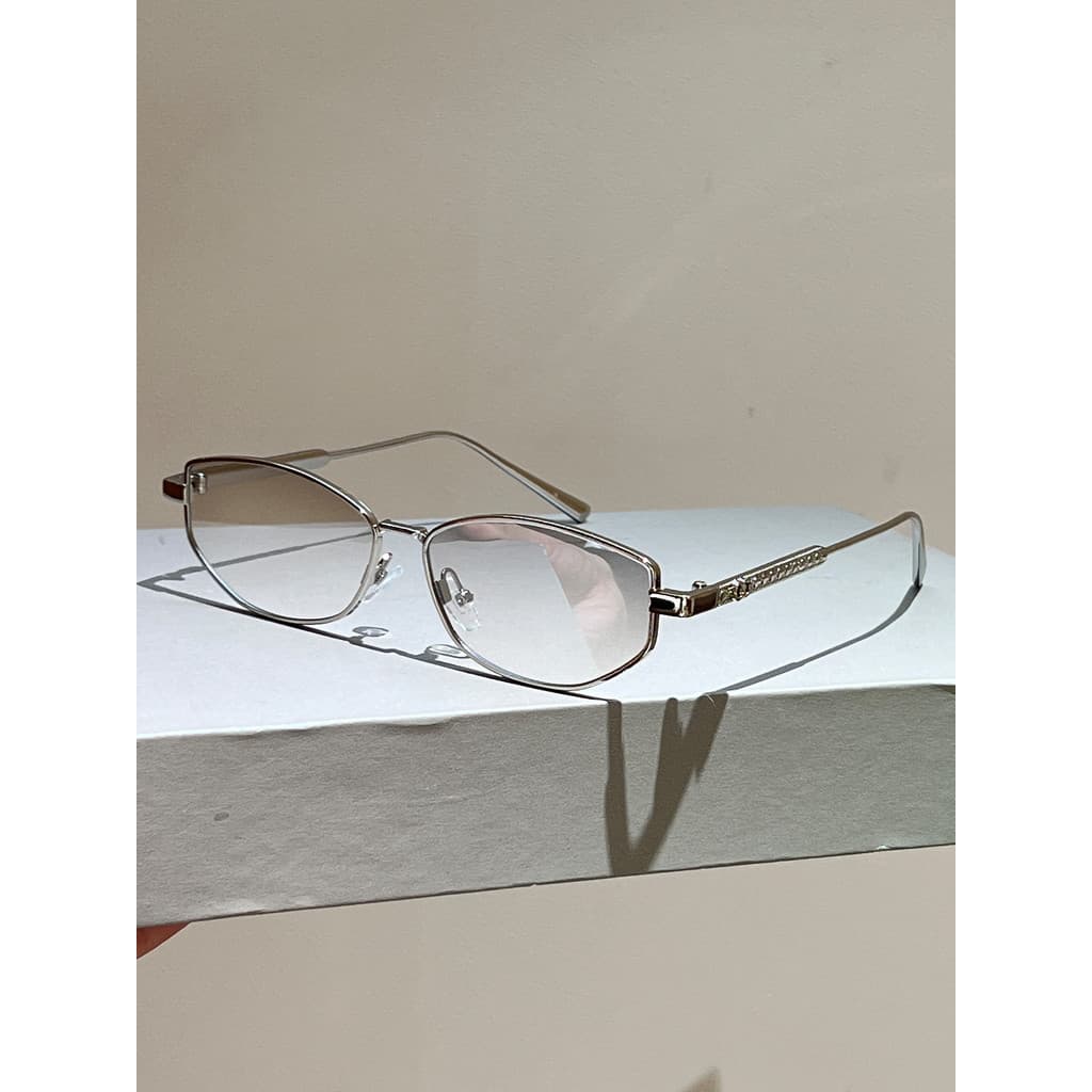 Nova moda estilo filha óculos poligonal Metal na moda óculos de sol feminino luz luxo simples All-Match protetor solar ó