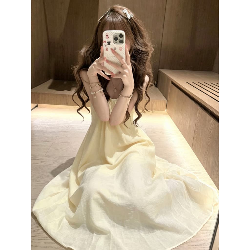 Doce estilingue camisola feminina verão estilo fino francês amarelo estilo de comprimento médio com almofada no peito po
