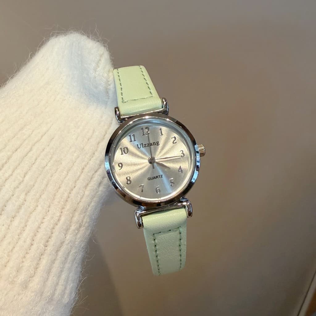 Exame relógio feminino High-End moda estudante Retro nicho arte pequeno mostrador simples temperamento namoradas