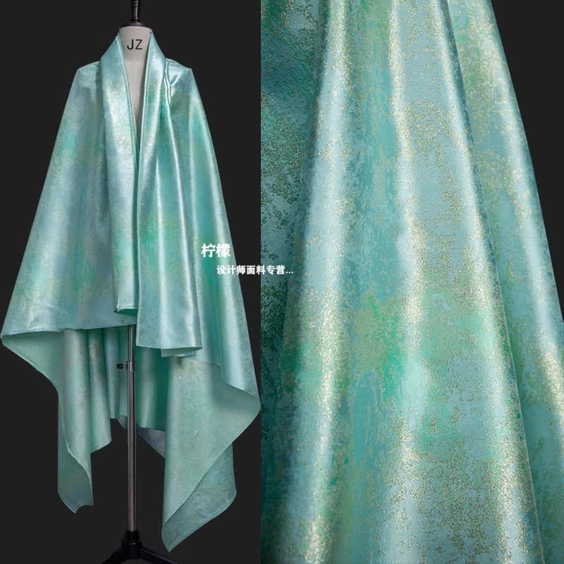 Verde dourado brilhante dupla Face Irregular Jacquard tecido jaqueta Cheongsam cavalo rosto Hanfu roupas Designer tecido