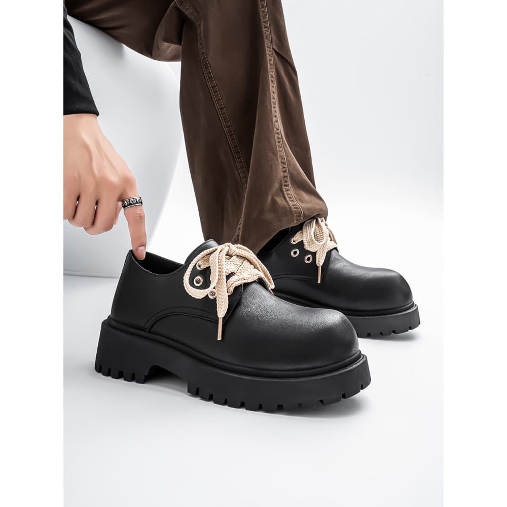 Sapatos de treinamento alemão pretos Big Toe Derby Sapatos masculinos de sola grossa com aumento de altura 8 cm estilo b