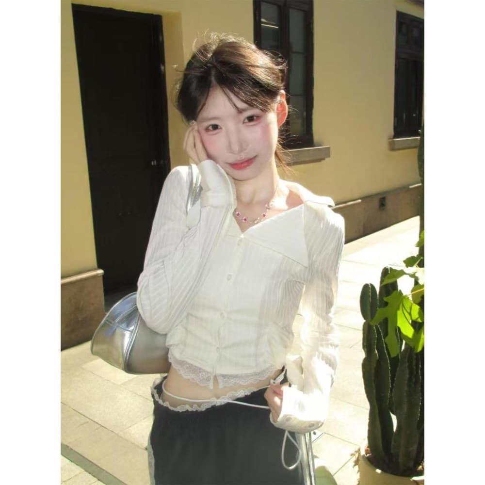 Menina quente renda costura magro curto branco de manga comprida camisa POLO feminina primavera High-End mais magro olha