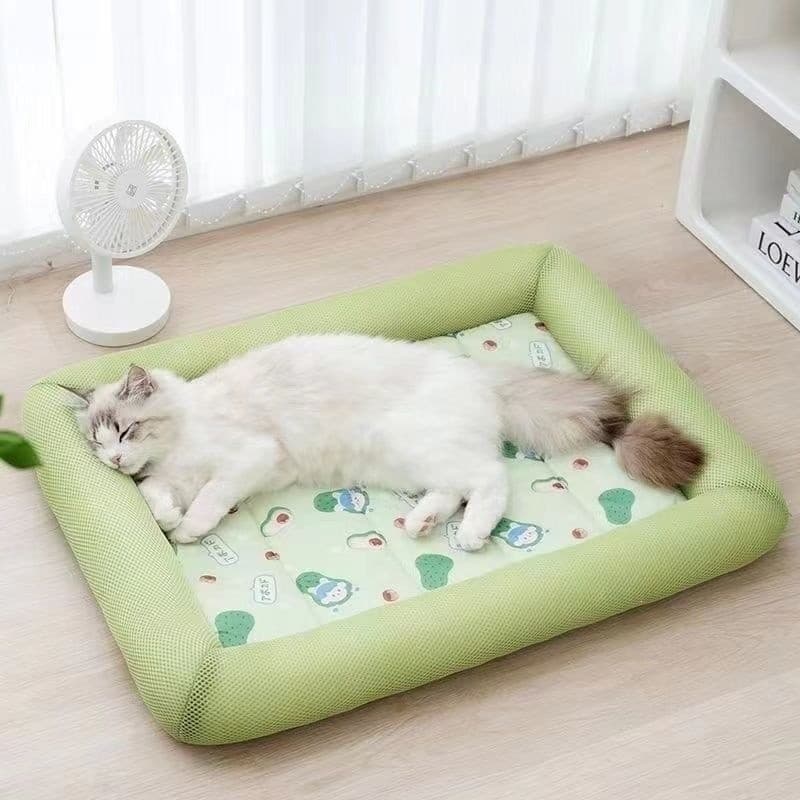 Tapete de resfriamento de seda gelada lavável de verão Four Seasons Tapete Universal para canil para gatos