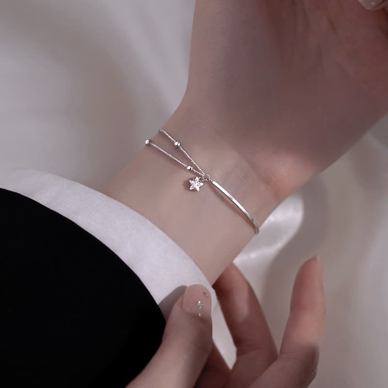 S925 prata esterlina estrela pulseira feminina nicho Design namorada pulseira doce 2022 novo estilo estudante verão luz
