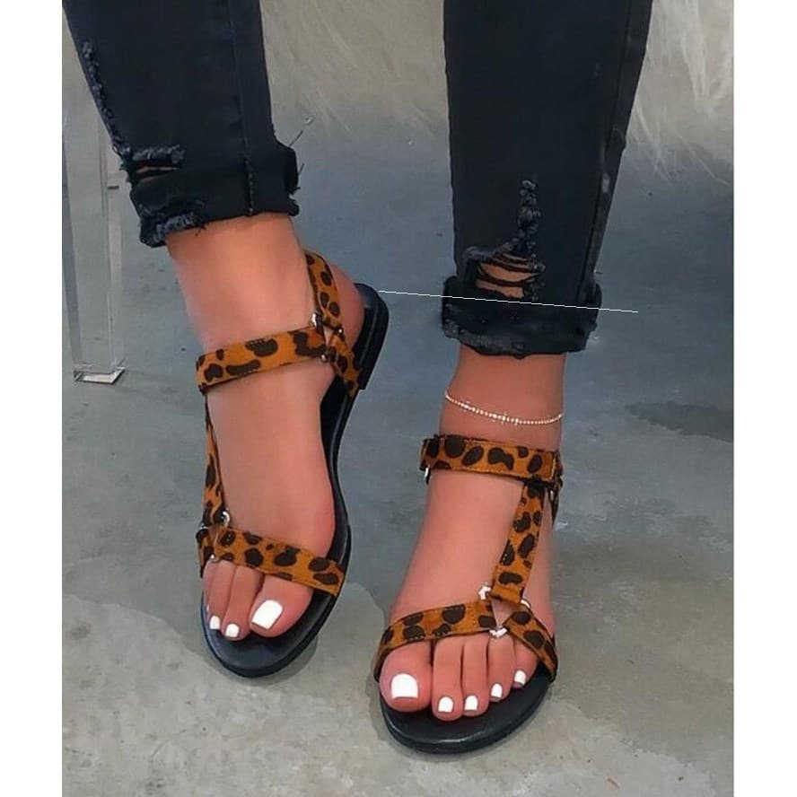 2020 Verão Novas Sandálias Planas Senhoras Sapatos De Praia Chinelos